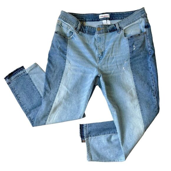 Lane Bryant Flex Magic Waistband High Rise Straight Color Block Crop Jeans - Picture 2 of 9